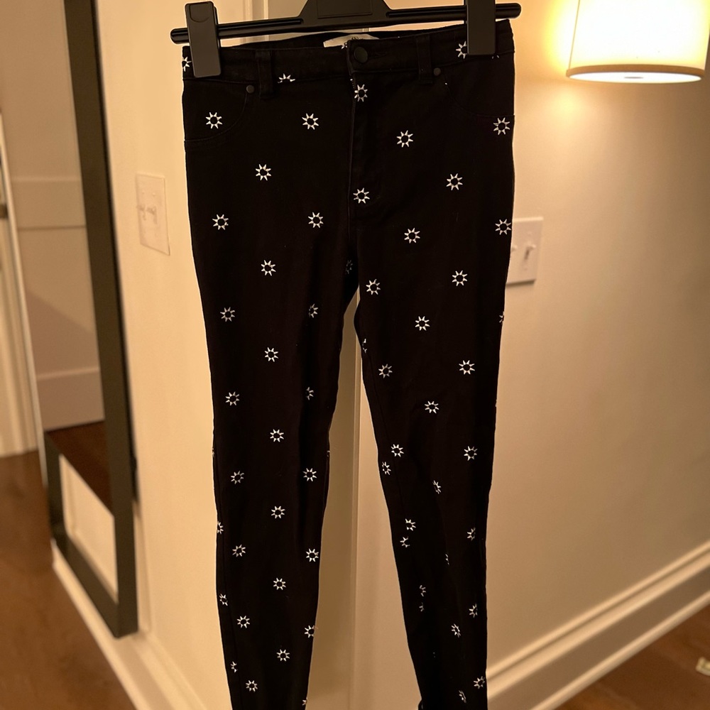 Women’s Ruby Embroidered Black Jeans, Size 6